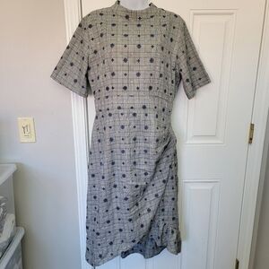 NWT LENON Gray Blue Plaid Floral Modest Dress Ruffle Hem Short Sleeve Size M